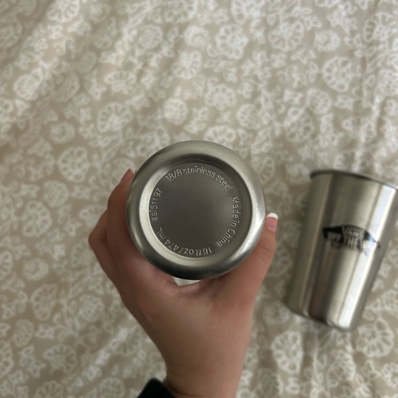Vans Cups - Picture 2 of 2